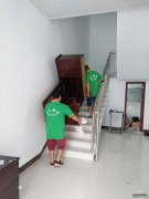 贵港市内搬家公司，贵港搬家队专业搬家公司，贵港厂房搬家公司，广西贵港市万众搬家有限公司，办公桌搬迁现场